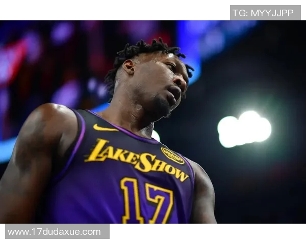 克里斯蒂底角三分数据表现亮眼 克里斯蒂底角三分数据表现亮眼