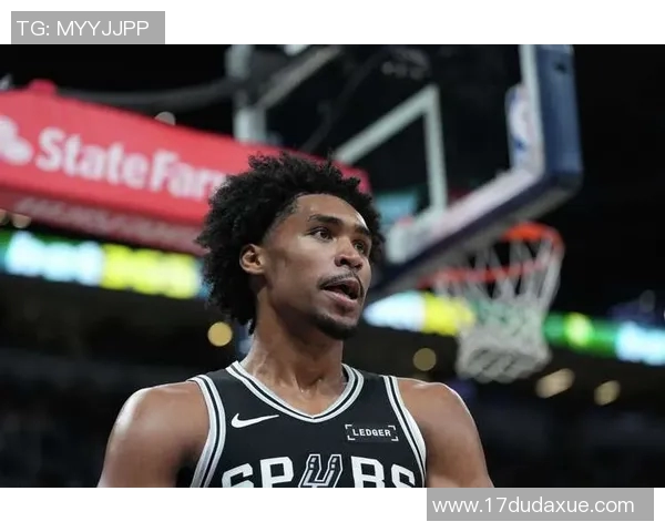 复兴!马刺目前10胜4负 自16-17赛季以来最佳开局战绩 复兴!马刺目前10胜4负 自16-17赛季以来最佳开局战绩