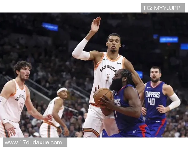 简直是联盟优秀3D锋线，马刺竟然用底薪合同就淘到了他？