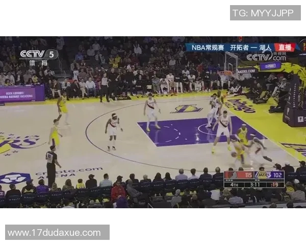 里夫斯临危受命 无解三分正中靶心 里夫斯临危受命 无解三分正中靶心