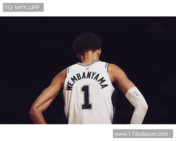 考辛斯盛赞文班亚马：马刺未来基石价值无限